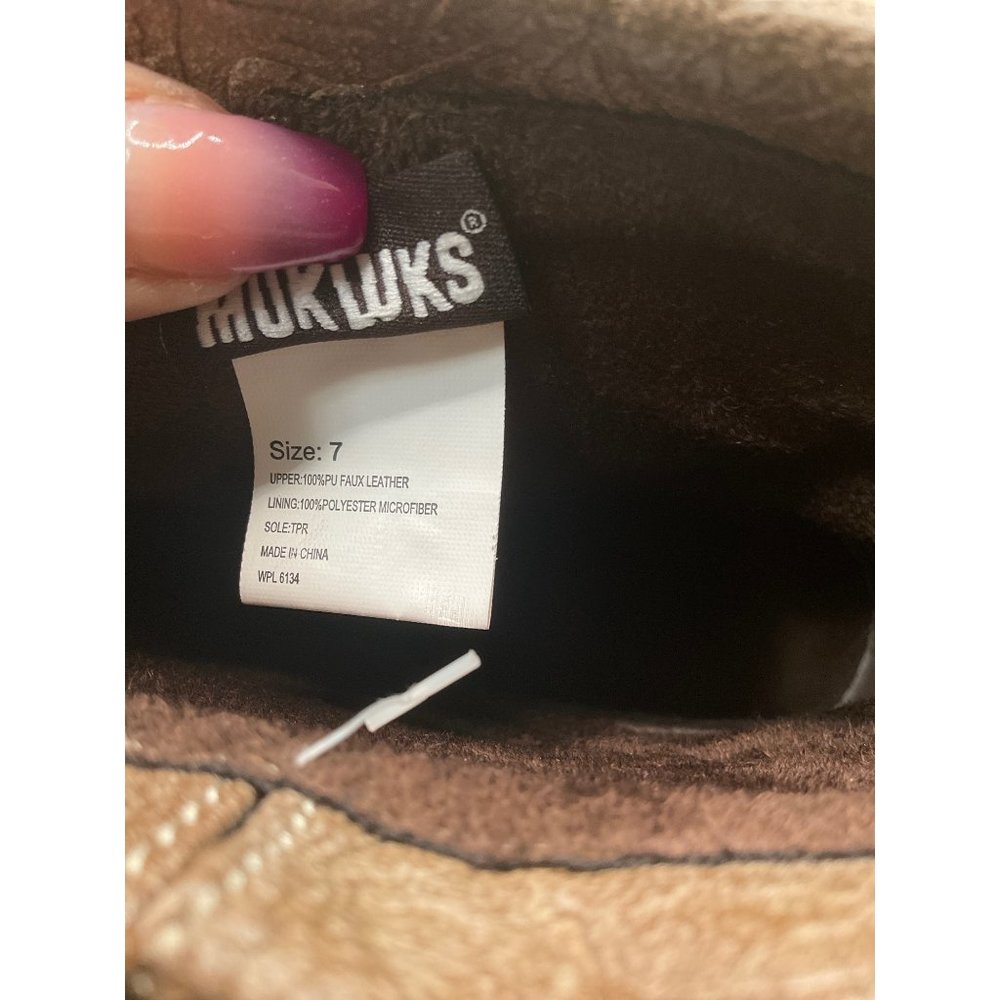 MukLuks Faux Leather Taupe Brown Foldover Booties Boots US7 Worn once - Picture 7 of 9
